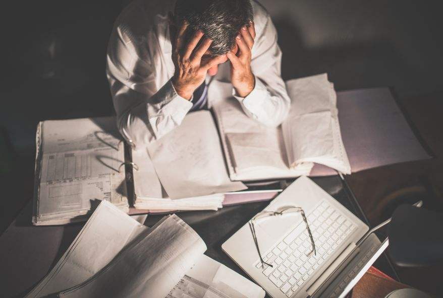 是什么动力支撑着你没有离职，坚持上班？