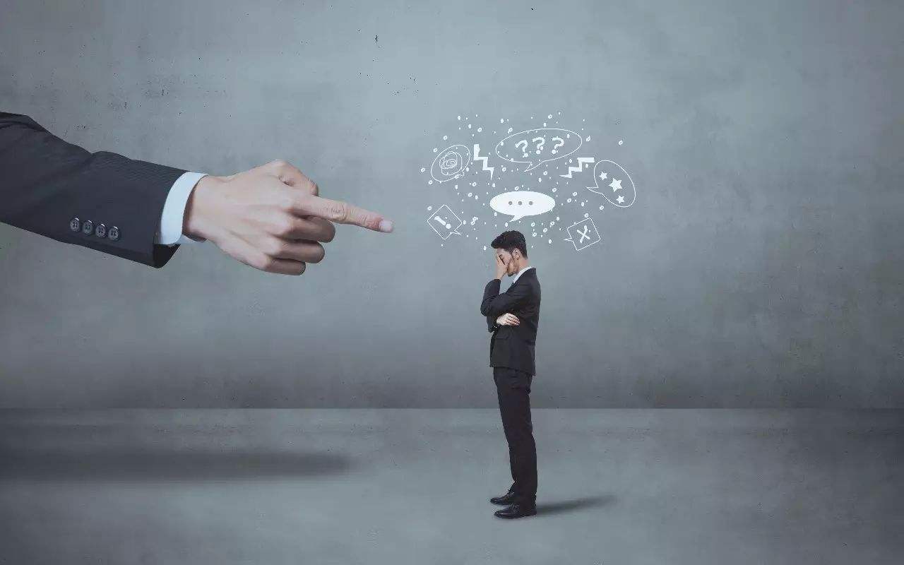 怎样与严苛的上司共事？